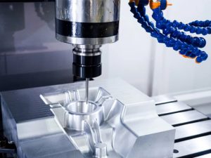 Lắp đặt và chạy thử máy CNC tại xưởng khách hàng